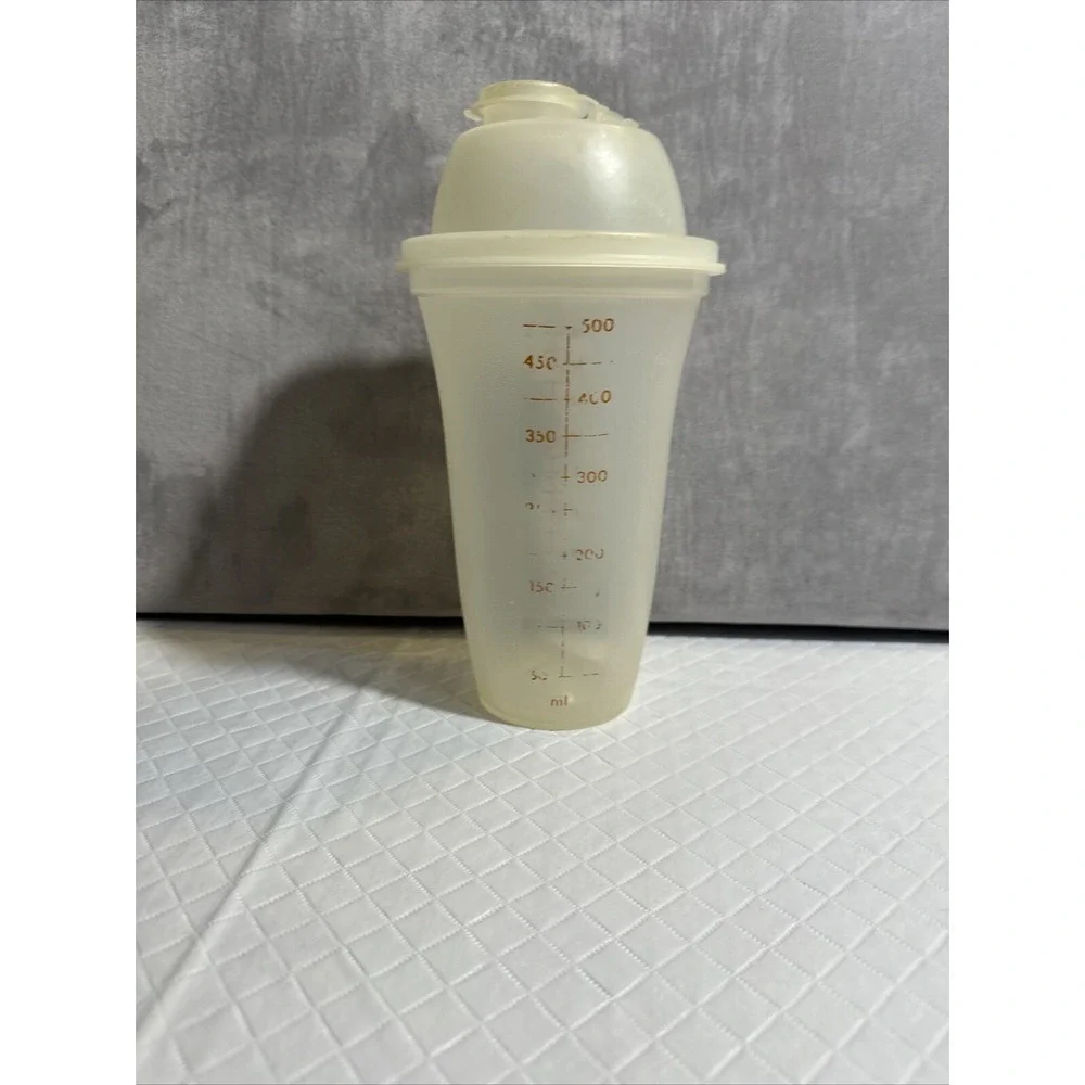 Tupperware Gravy Smoothie Shaker Blender - Vintage 2 Cup - #844 - No Wheel